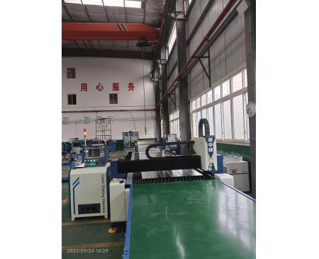 許昌激光自動(dòng)上下料切割機(jī)